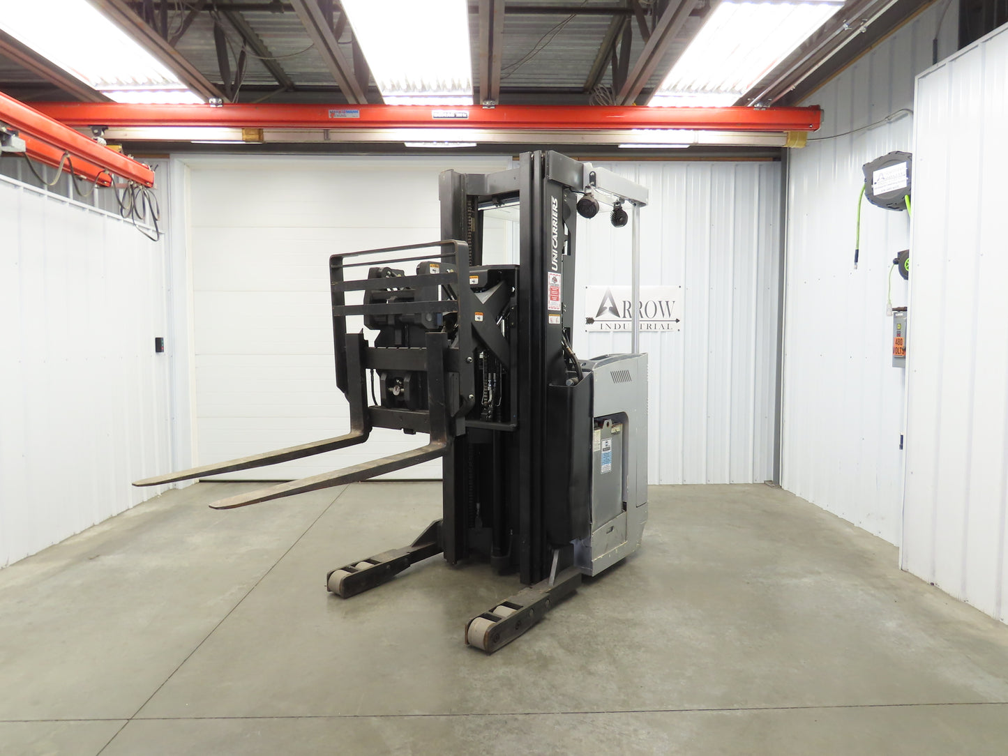 Unicarriers Forklift Stand On 36V Electric Truck 3500lbs 5976.3h Side Shift