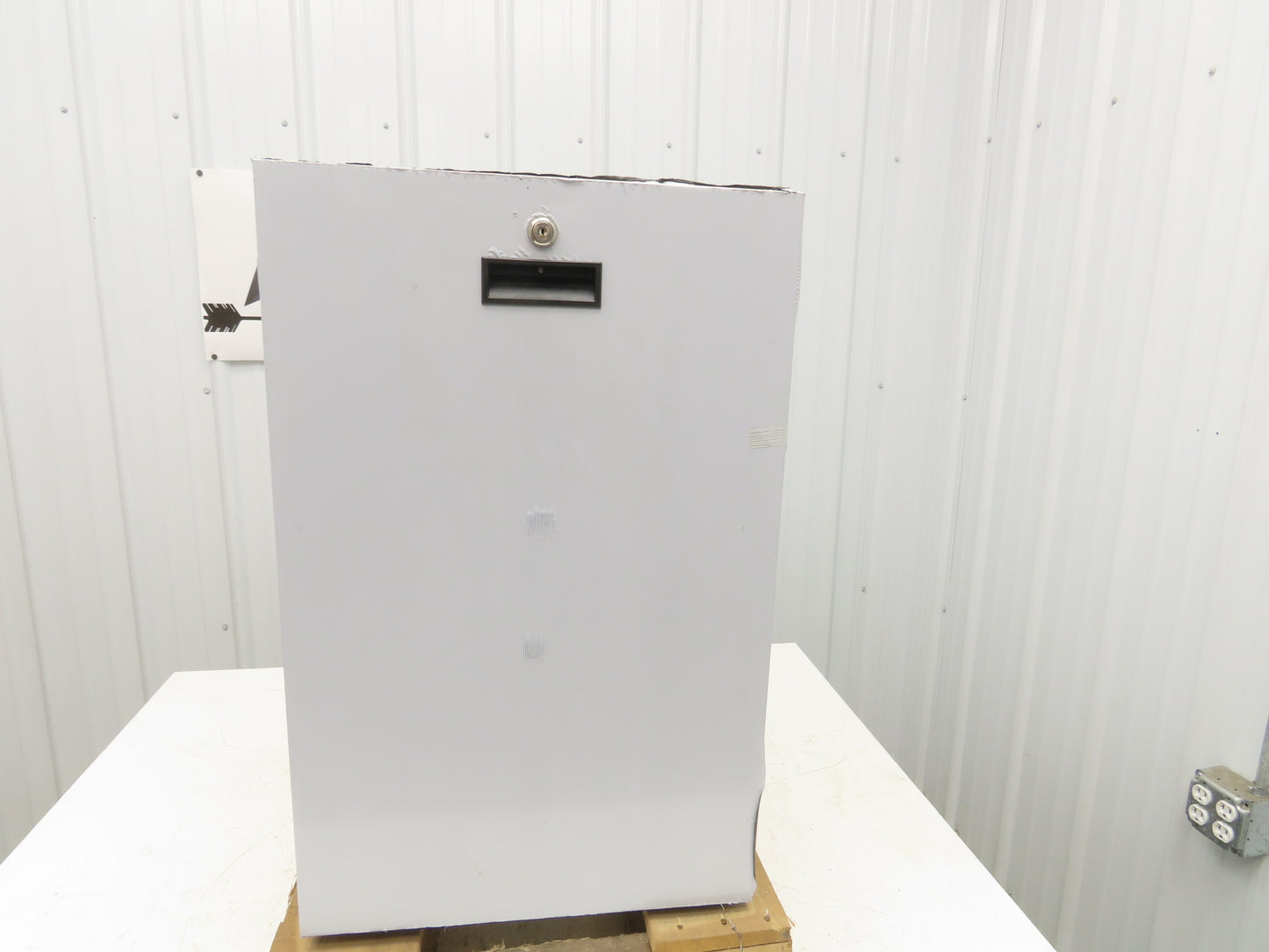 Scotsman HST16-A Stationary Cabinet Stand for HID312 Ice Maker 16.5"x23.75"x32"H