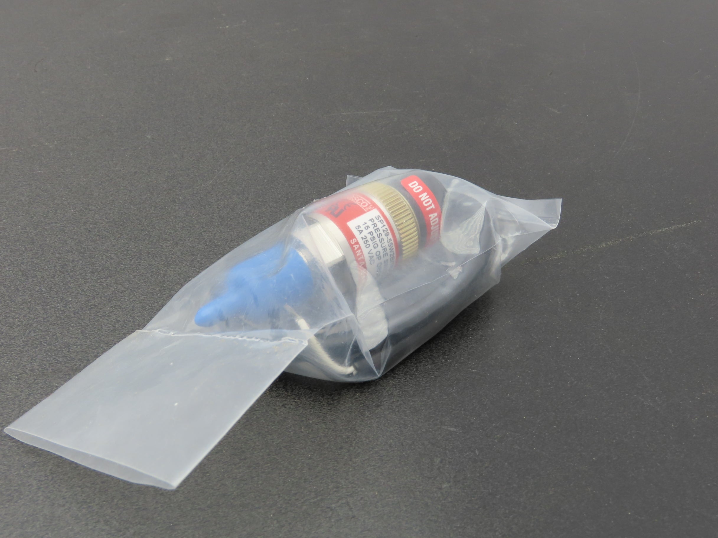 Wasco SP129-55W2B/7456 Electronic Pressure Switch 125PSI 250VAC 5A 1/8 ...