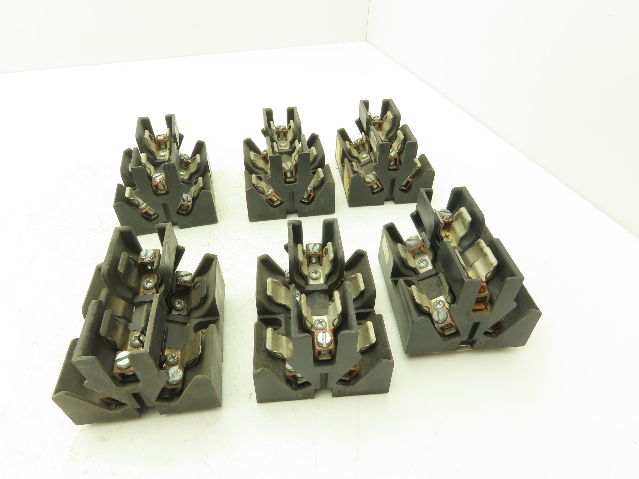 Fuses Pyramids Bussmann JP60030-3CORA Pyramid /Open Style Fuse Block 600V-30A 3 Pole ...