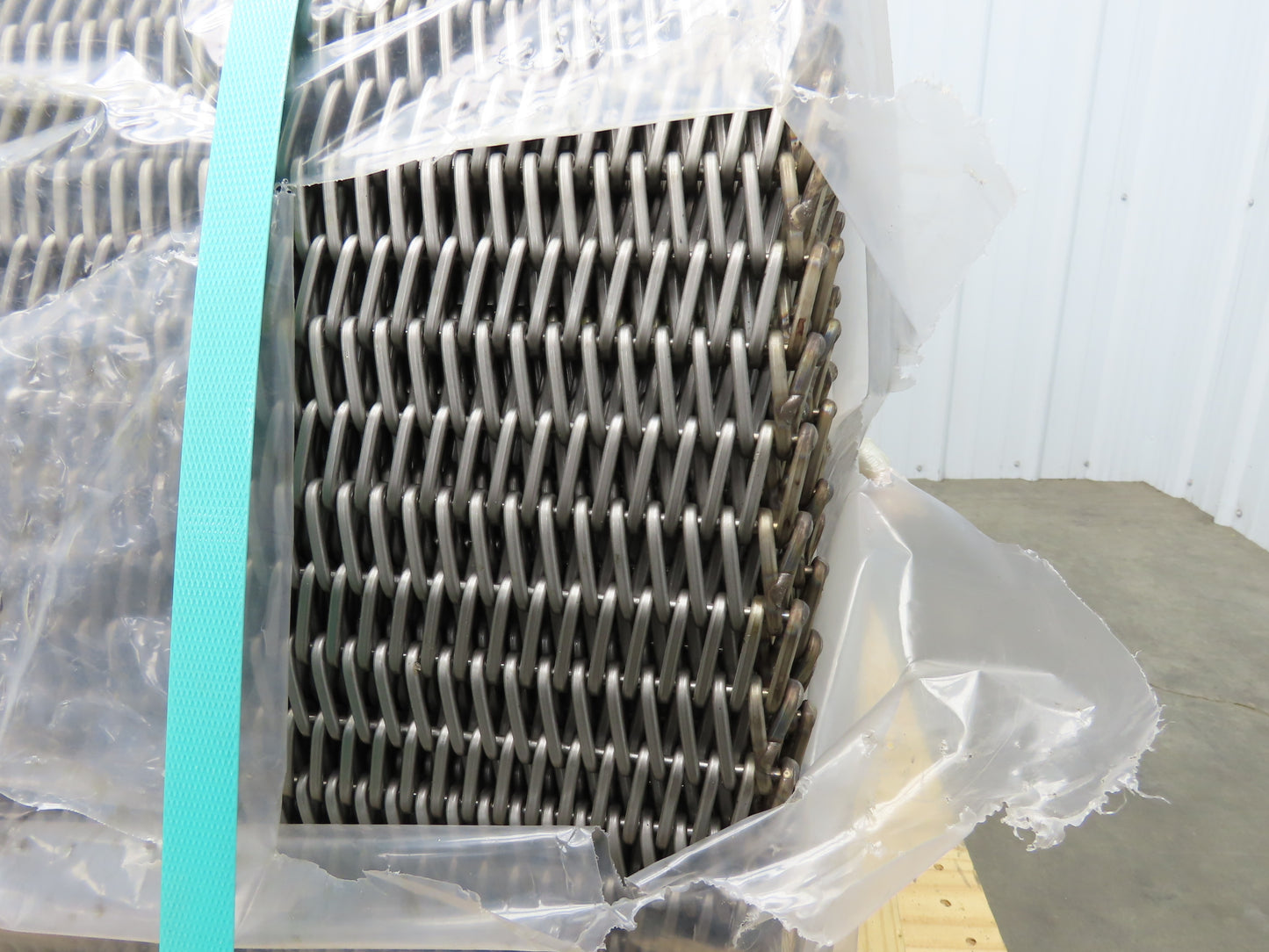 Cambridge T314-18 FBFS Stainless Wire Mesh Furnace Flat Conveyor Belt 18"x 140'