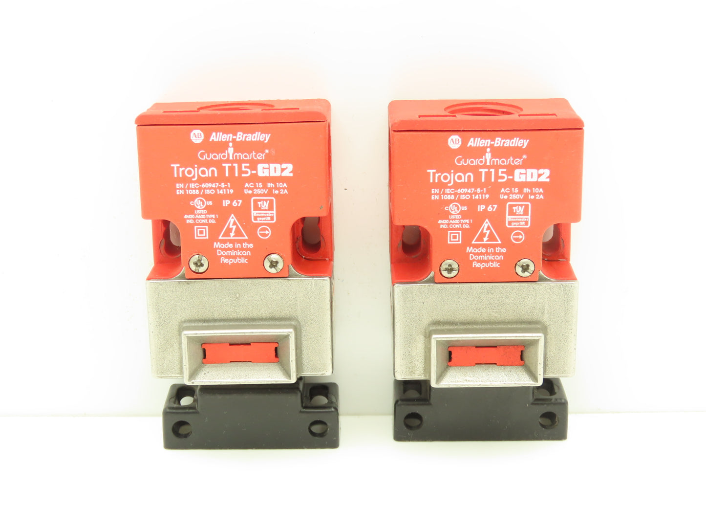 Allen Bradley 440K-T11287 Trojan T15-GD2 Guardmaster Safety Switch Lot of 2