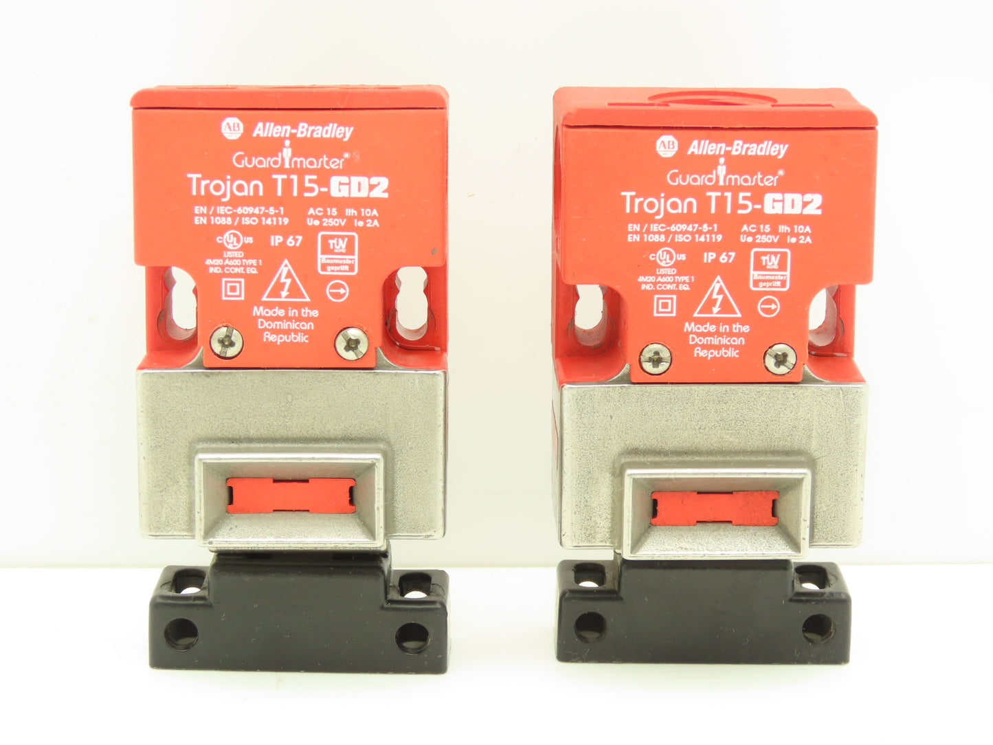 Allen Bradley 440K-T11287 Trojan T15-GD2 Guardmaster Safety Switch Lot of 2
