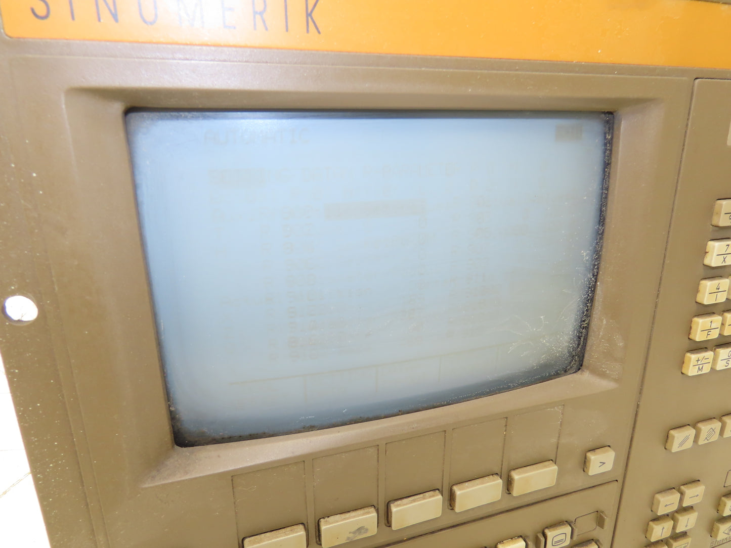 Siemens 6FC3241-0AA-Z Sinumarik 810 T Operator Interface Panel 24V