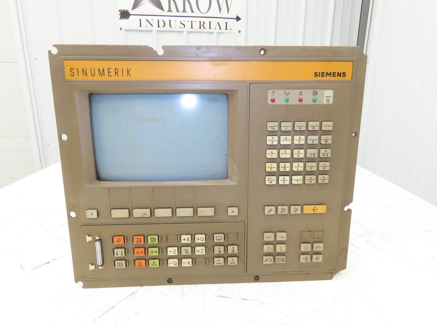 Siemens 6FC3241-0AA-Z Sinumarik 810 T Operator Interface Panel 24V