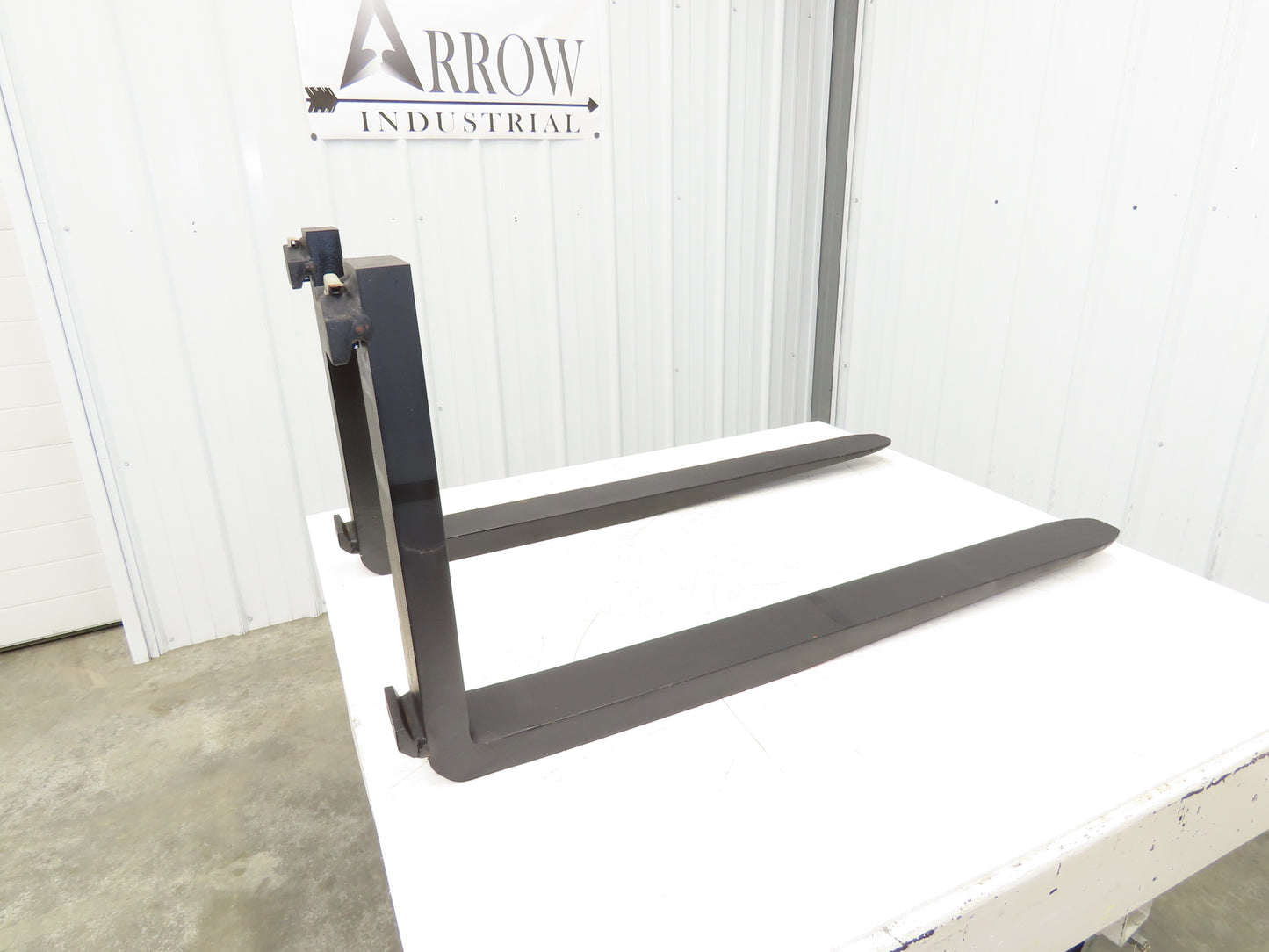 AMH3300X24 4x42" Class 2 Steel Forklift Forks 16" Carriage 1-Pair 1520X600