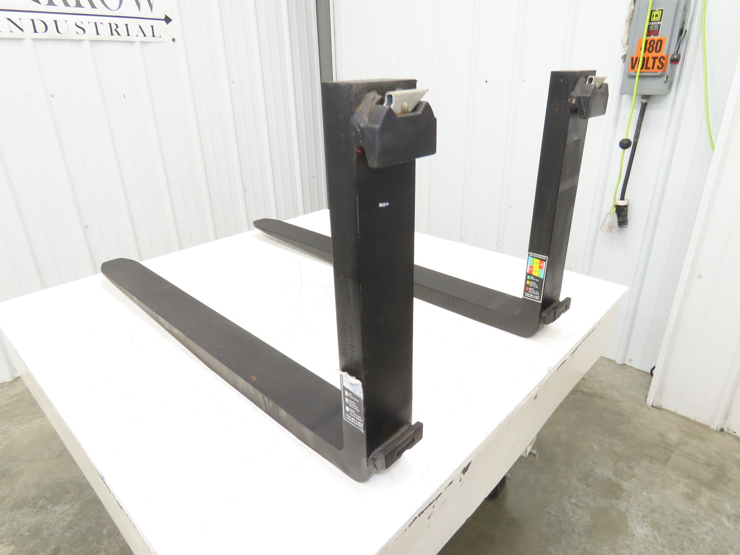 AMH3300X24 4x42" Class 2 Steel Forklift Forks 16" Carriage 1-Pair 1520X600