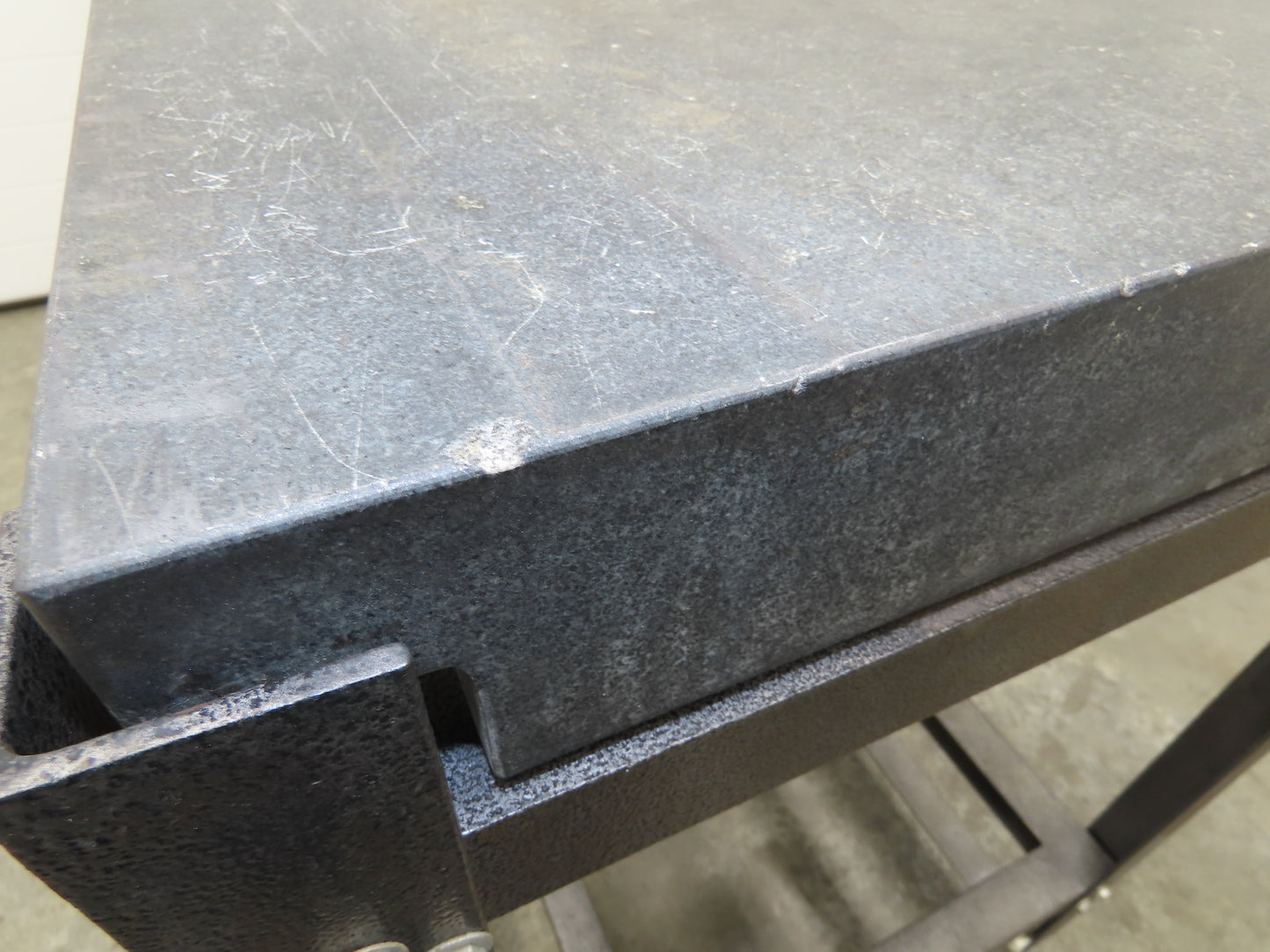 Granite Surface Inspection Plate 24 x 18 x 3" Black 2 Ledge Metal Stand