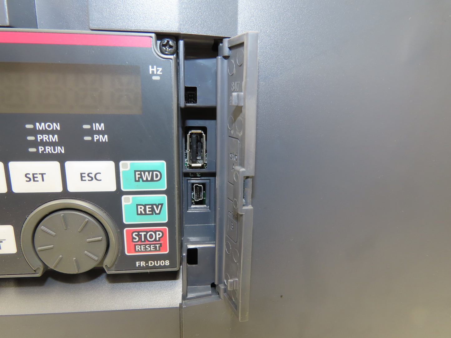 Mitsubishi Electric FRA82022K1 AC VFD Inverter Drive 3PH 200-240V 90A 22Kw 30Hp