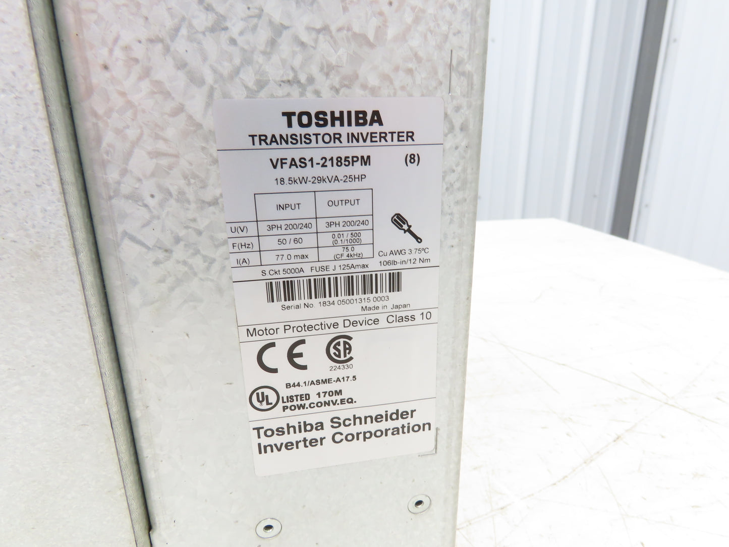 Toshiba VFAS1-2185PM AC VFD Inverter Drive 3PH 200-240V 77A 29kVA 18.5kW 25Hp