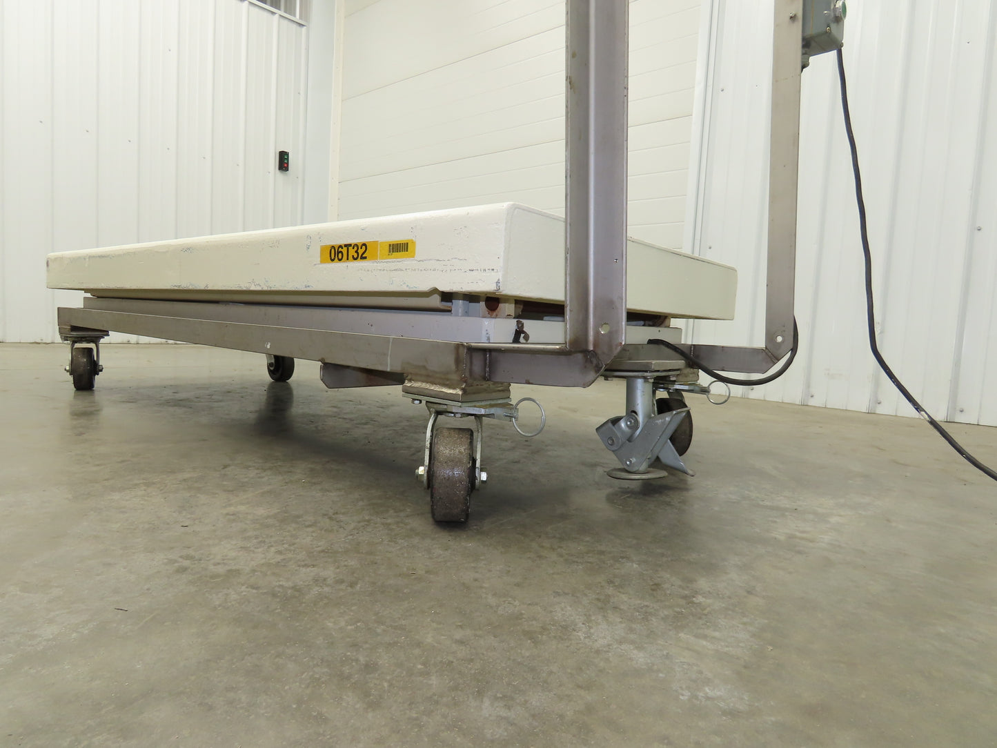 Southworth LS2-48 2000LB Scissor Electric Lift Table 48" Travel 72x30" Top 120V