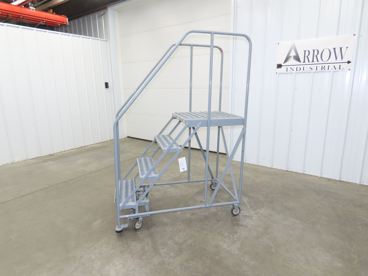 Uline H-7919 Rolling Ladder 4 Step 36" Work Platform 40" Top Step 800lbs Cap