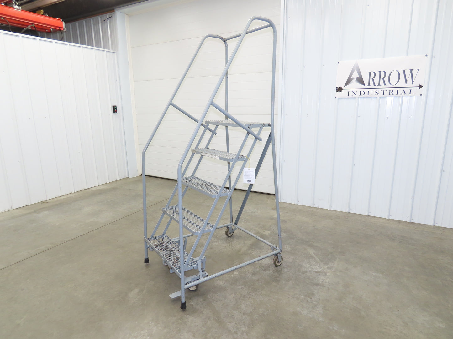 Uline H-84-110 Rolling Ladder 5 Step 10" Work Platform 50" Top Step 450lbs