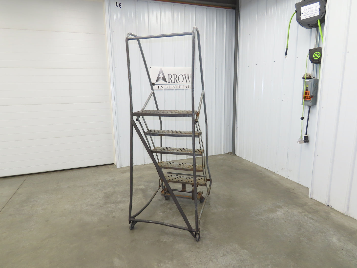 Cotterman 933701 Rolling Ladder 5 Step 10" Work Platform 50" Top Step 450lbs