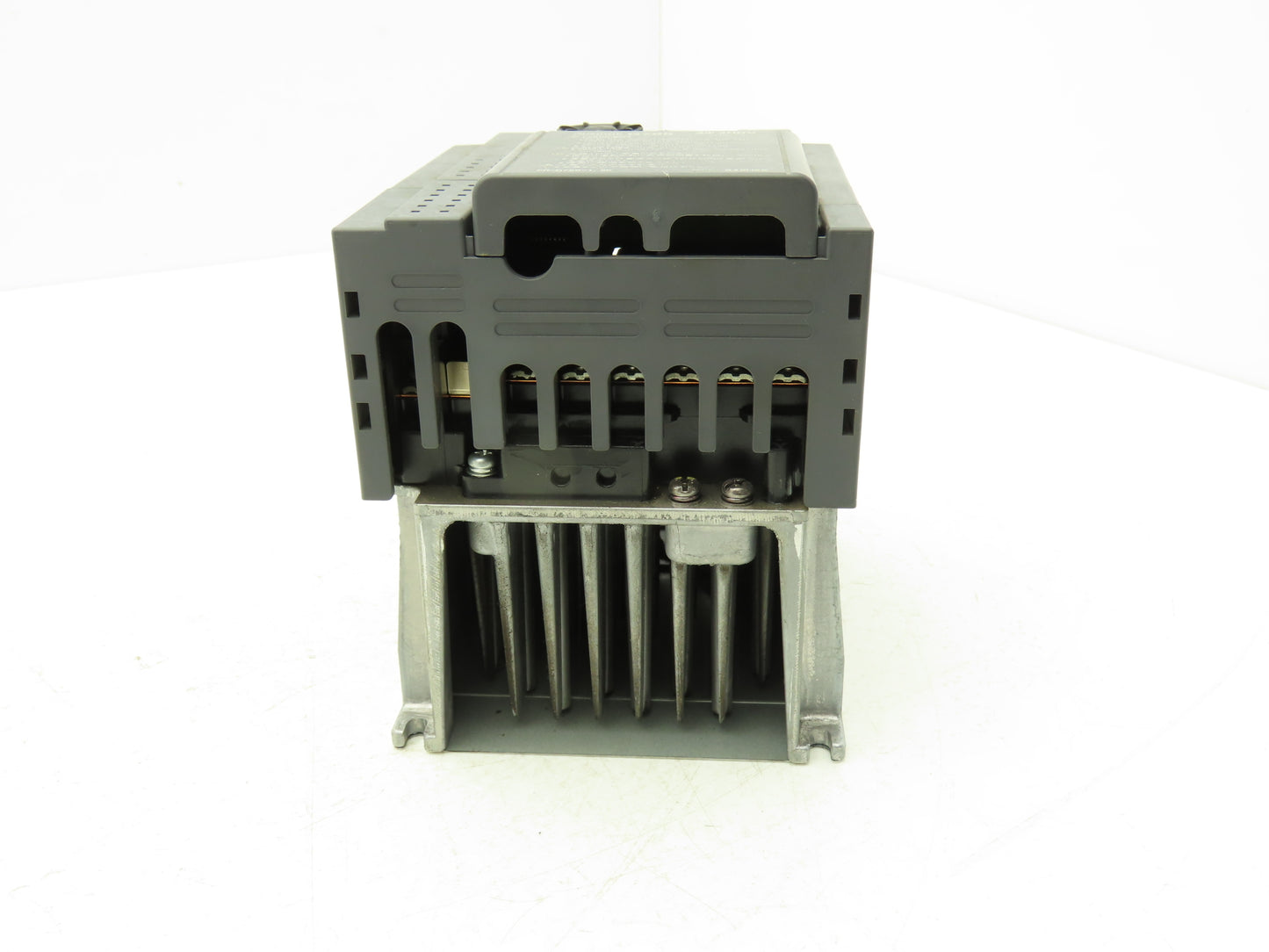 Mitsubishi Electric FR-D720-1.5K AC Servo Inverter Drive 1.5kW 2Hp 200-240V 3Ph