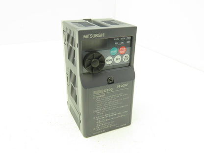 Mitsubishi FR-E720-0.2K AC Servo Drive 0.2kW 1/4Hp 200-240V 3Ph w/CC-Link Module