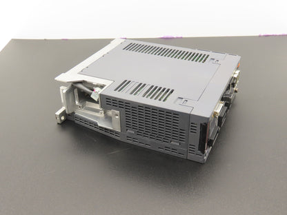 Mitsubishi MR-J4W2-22B AC Servo Drive 0.2kW 200-240V 3Ph MELSERVO J4
