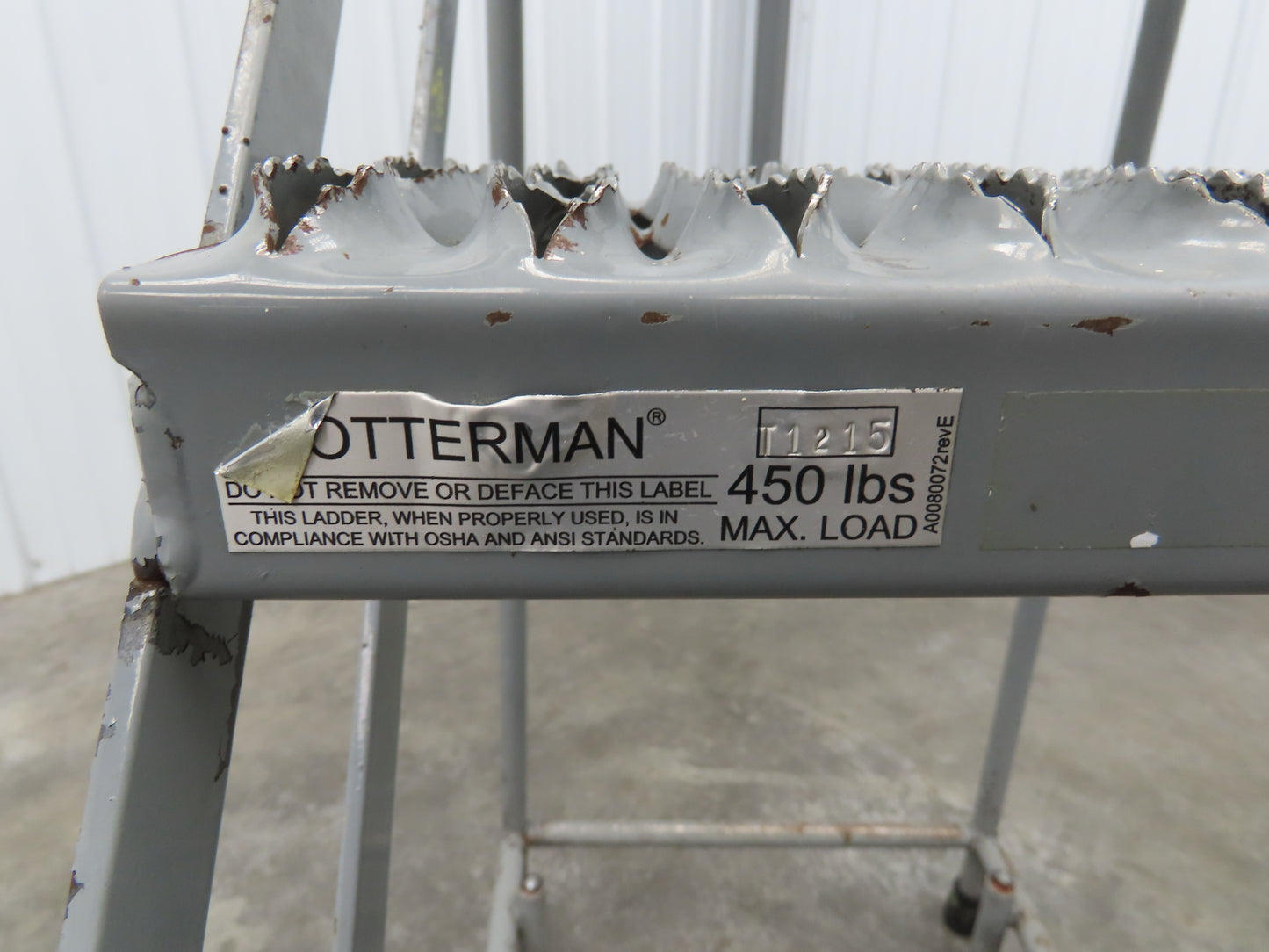 Cotterman 1204R Rolling Ladder Narrow Aisle 4 Step 12" Platform 40" Top Step