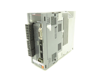 Mitsubishi MR-J4-100B AC Servo Drive 1kW 200-240V 3Ph MELSERVO J4