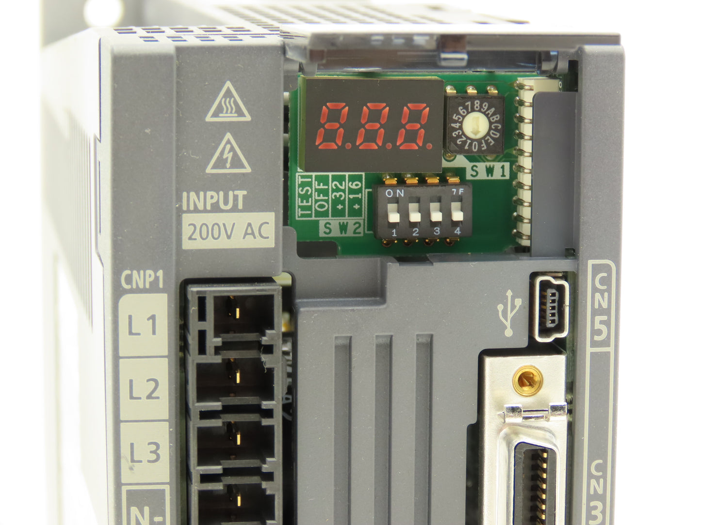 Mitsubishi MR-J4-100B AC Servo Drive 1kW 200-240V 3Ph MELSERVO J4