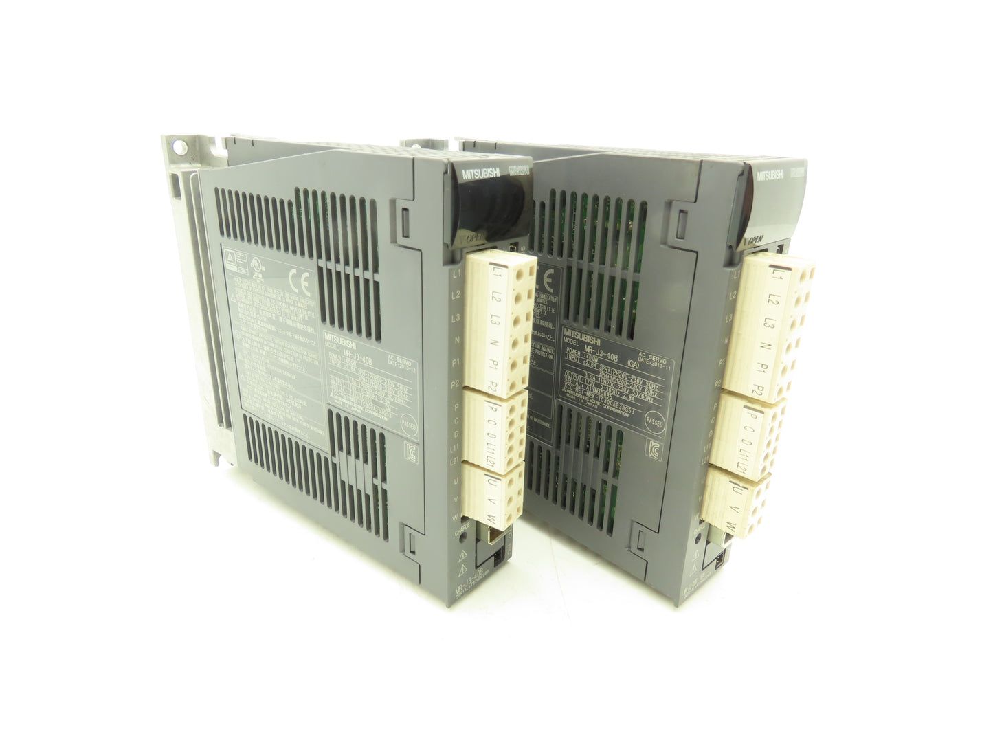 Mitsubishi MRJ340B AC Servo Inverter Drive 0.4kW 200-240V 3Ph MELSERVO Lot of 2