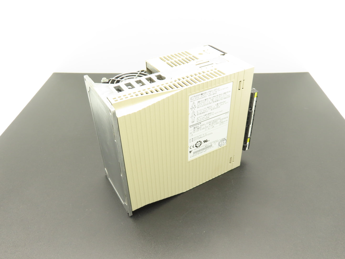 Yaskawa SGDV-120A01A SERVOPACK Drive Controller Module 200-230V 3Ph 1.5kW