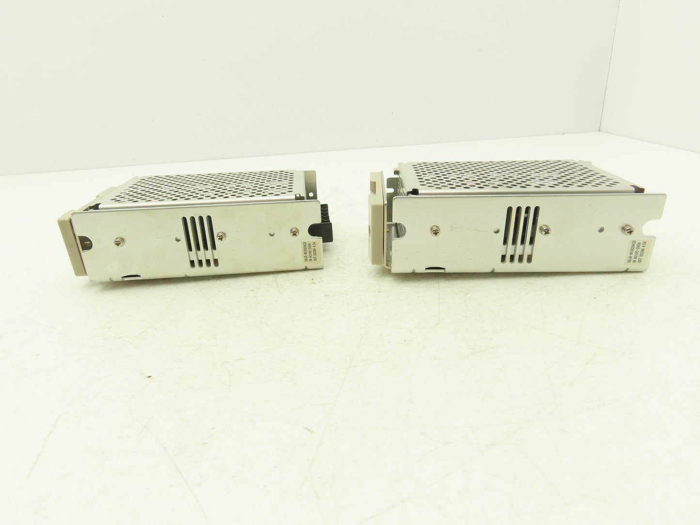 Omron S8JX-N10024CD Power Supply In 100-240VAC Out 24VDC 4.5A DIN Rail Lot of 2