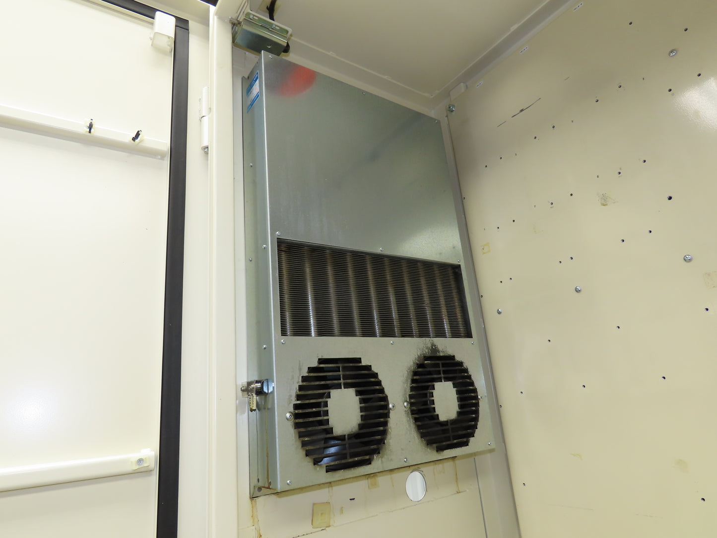 Electrical Modular Enclosure 2000x1800x550mm Control Cabinet Freestanding
