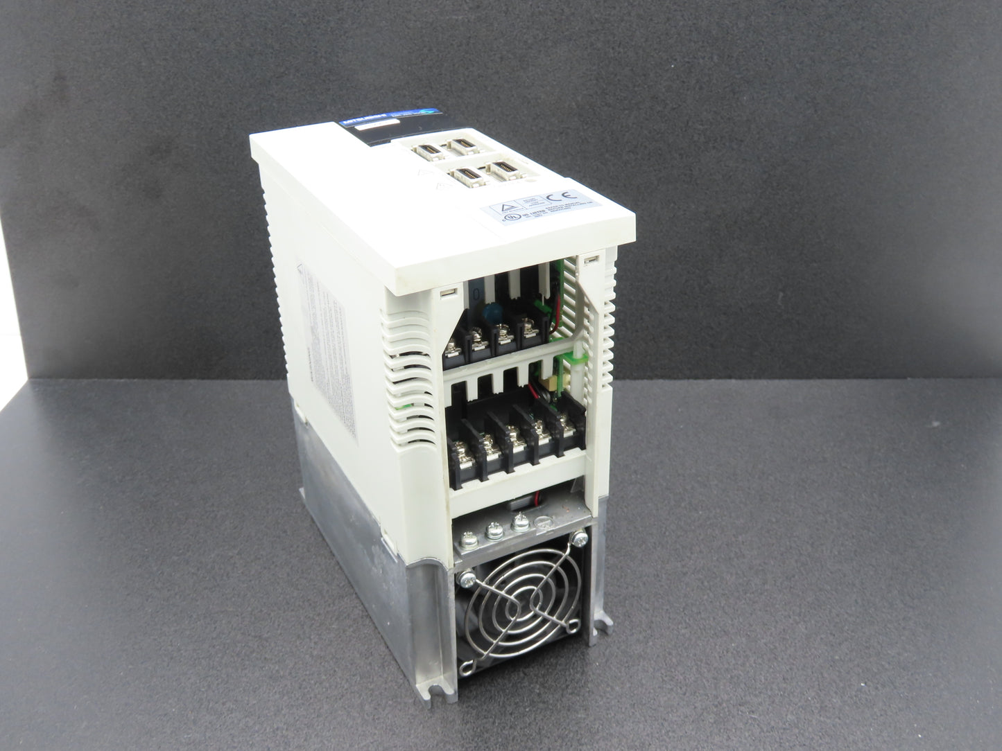 Mitsubishi MR-J2S-200B AC Servo Drive 2kW 200-240V 3Ph MELSERVO J2