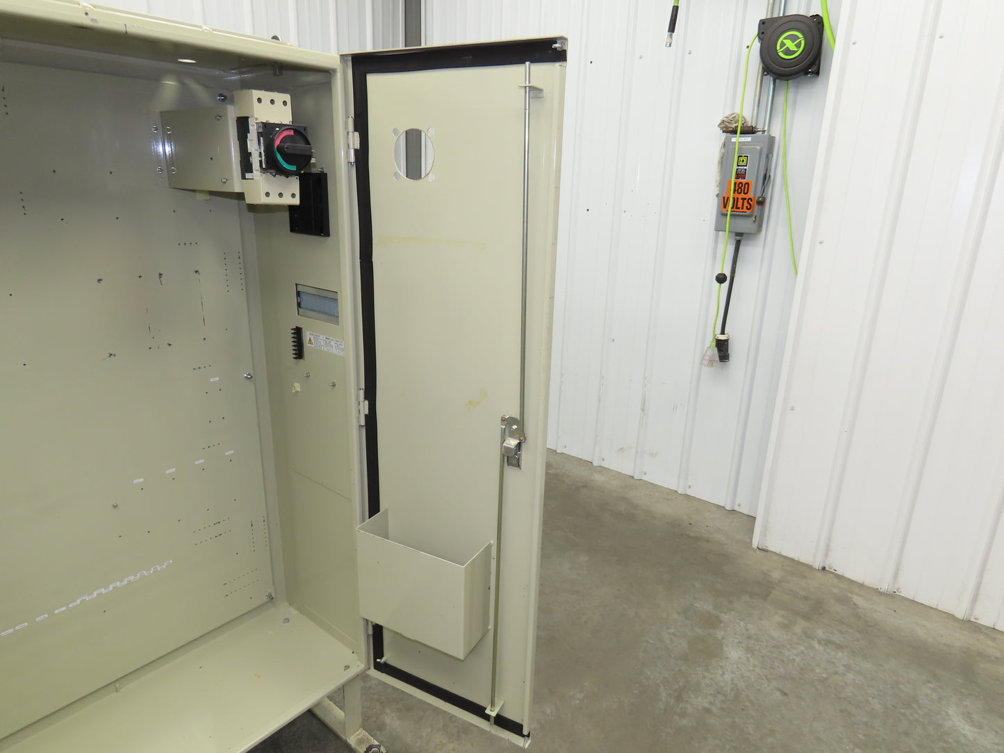 Freestanding Electrical Enclosure 1400x900x400mm 50A Disconnect 55x35x16"