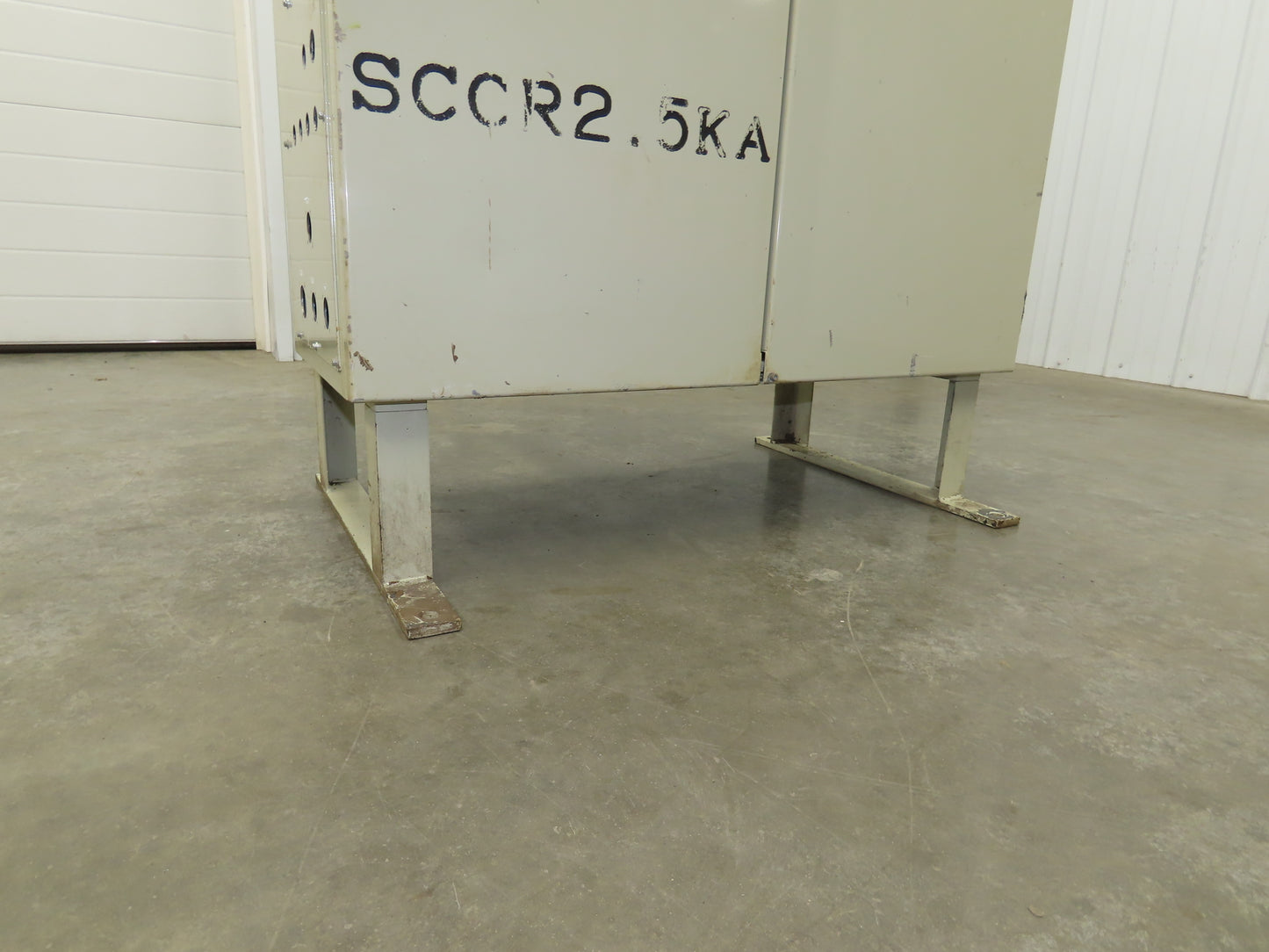 Freestanding Electrical Enclosure 1400x900x400mm 50A Disconnect 55x35x16"