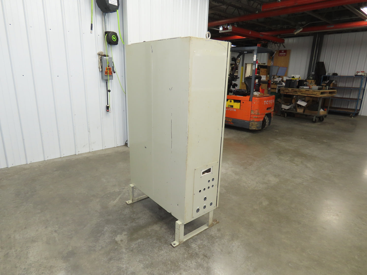 Freestanding Electrical Enclosure 1400x900x400mm 50A Disconnect 55x35x16"