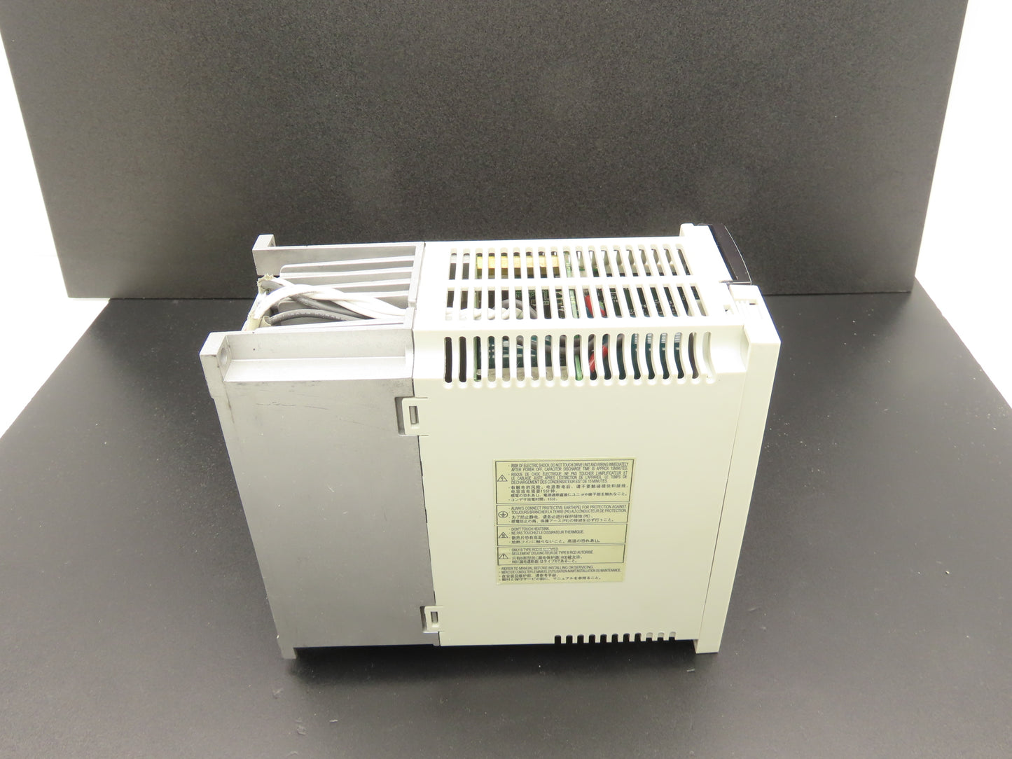 Mitsubishi MR-J2S-200B AC Servo Drive 2kW 200-240V 3Ph MELSERVO J2