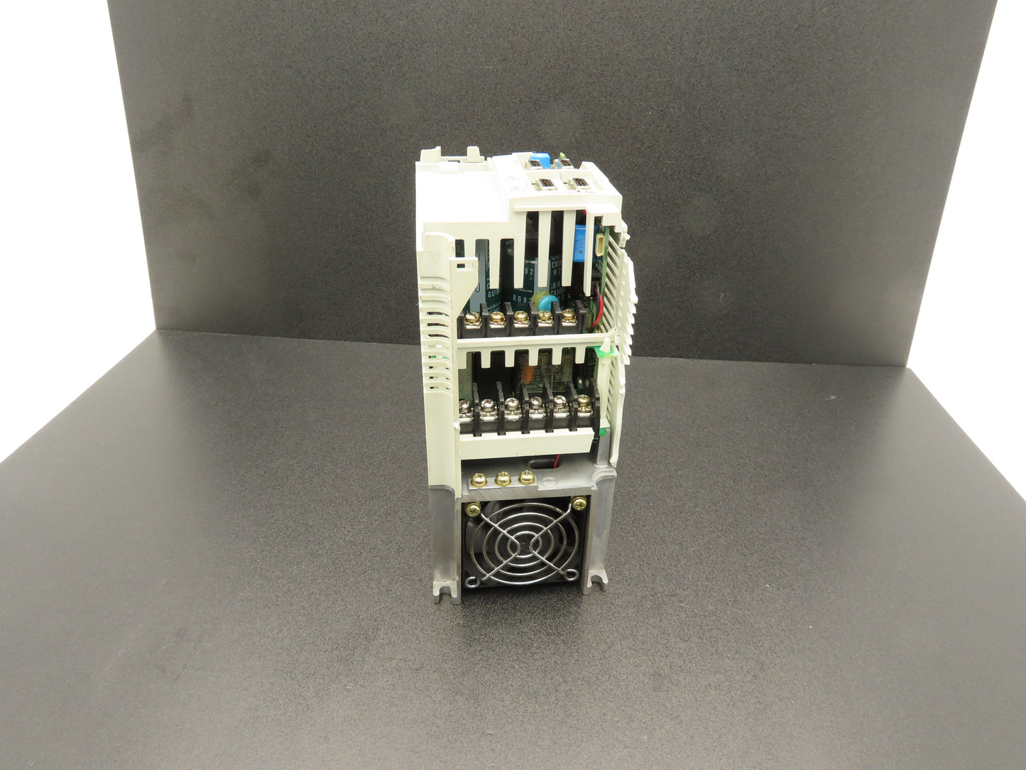 Mitsubishi MR-J2S-200B AC Servo Drive 2kW 200-240V 3Ph MELSERVO J2