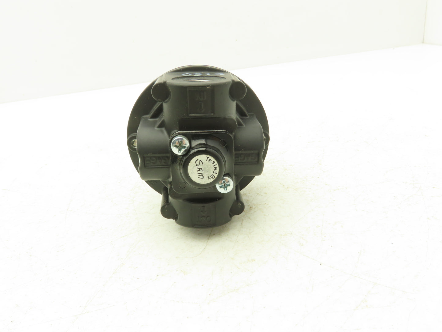 Fairchild 10242 Kendall Pressure Regulator 1/4" NPT 1/2-30PSI Range 1-60 PSIG