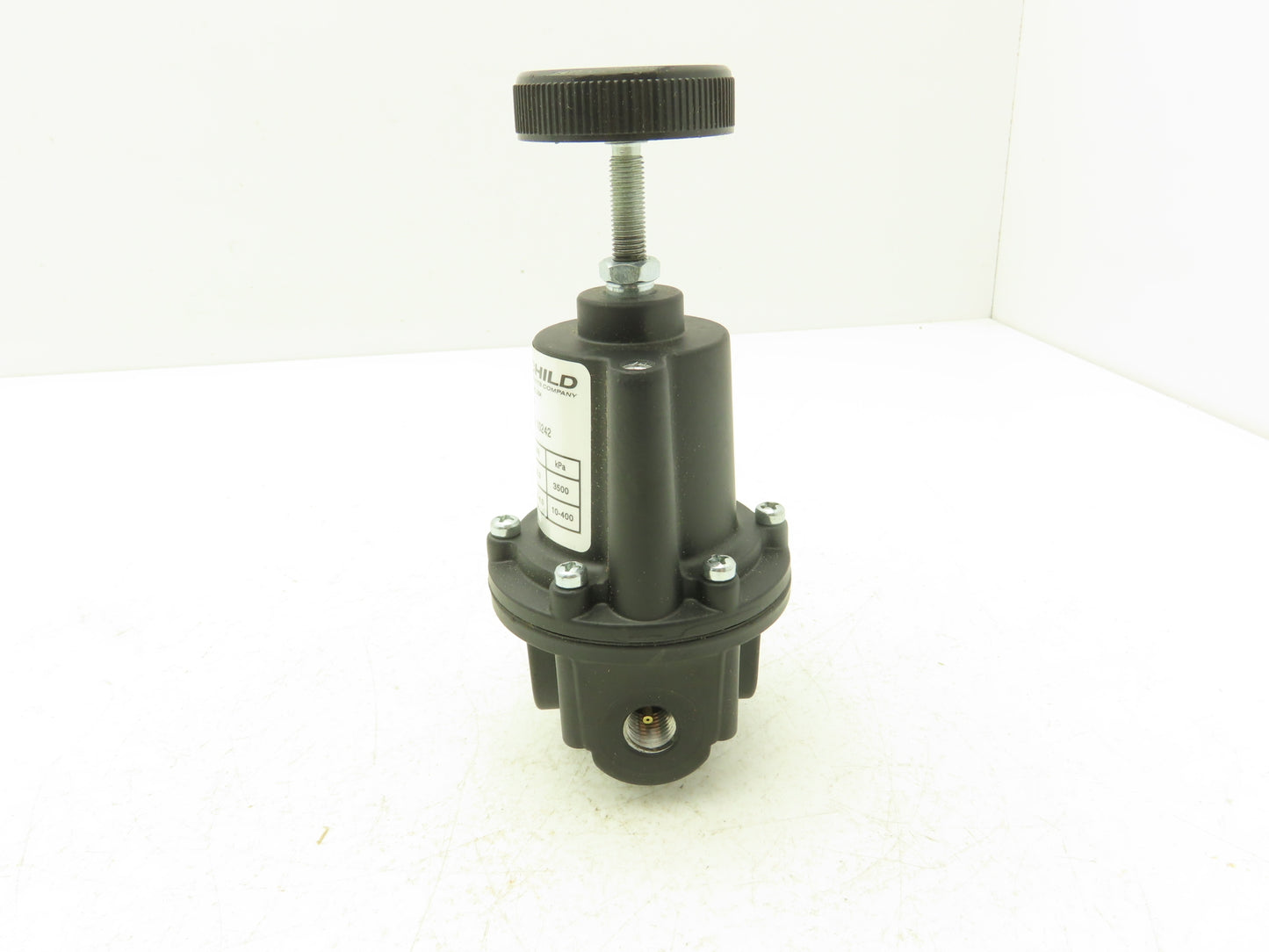Fairchild 10242 Kendall Pressure Regulator 1/4" NPT 1/2-30PSI Range 1-60 PSIG