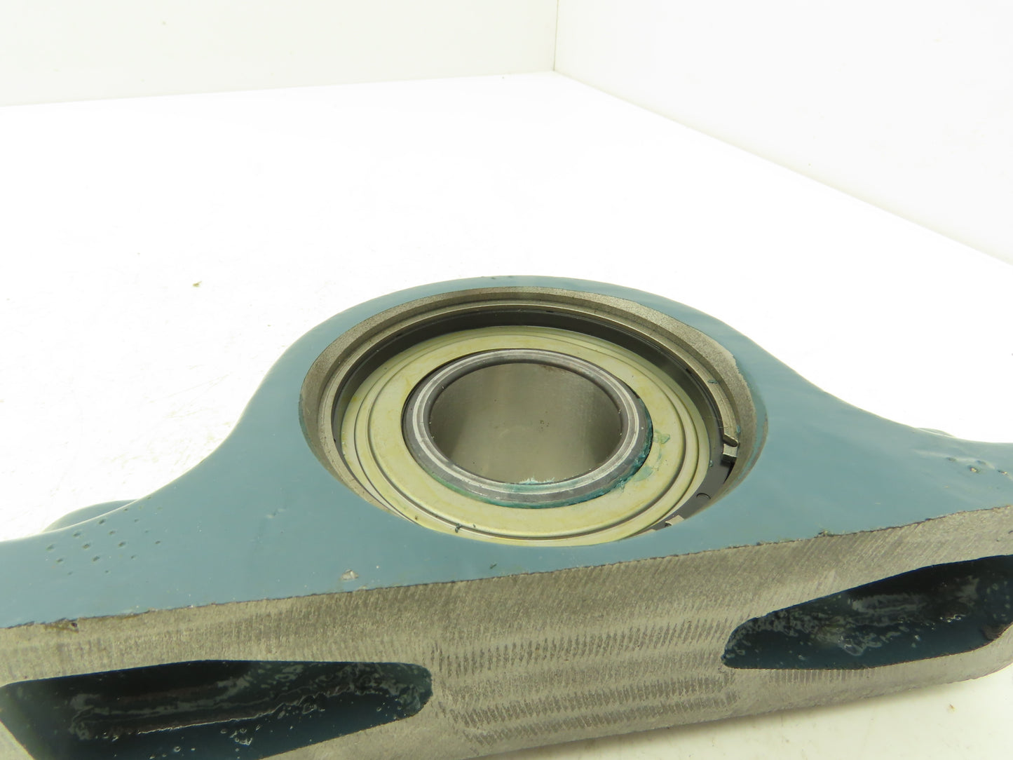 Dodge P2BUN2108 Pillow Block Roller Bearing 1-1/2" Non-Expansion Bearing