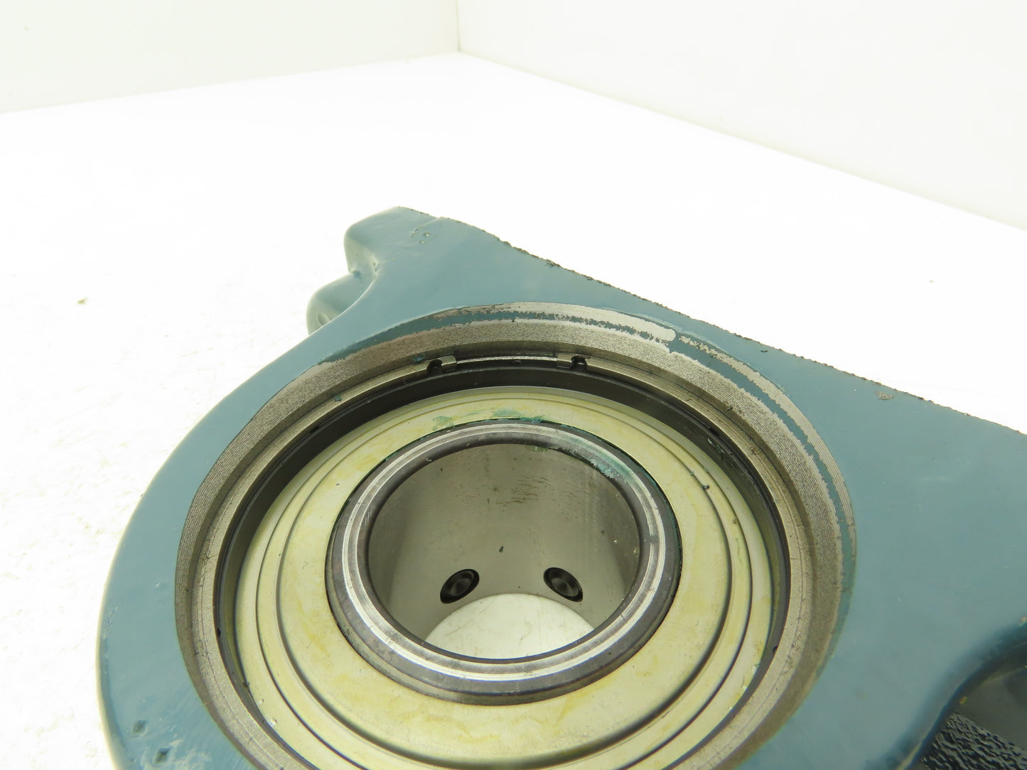 Dodge P2BUN2108 Pillow Block Roller Bearing 1-1/2" Non-Expansion Bearing