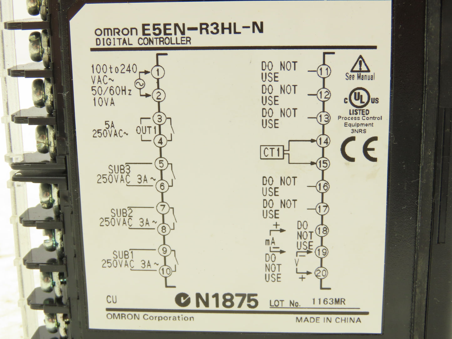 Omron E5EN-R3HL-N PLC Temperature Controller Module 100-240VAC Panel Mount