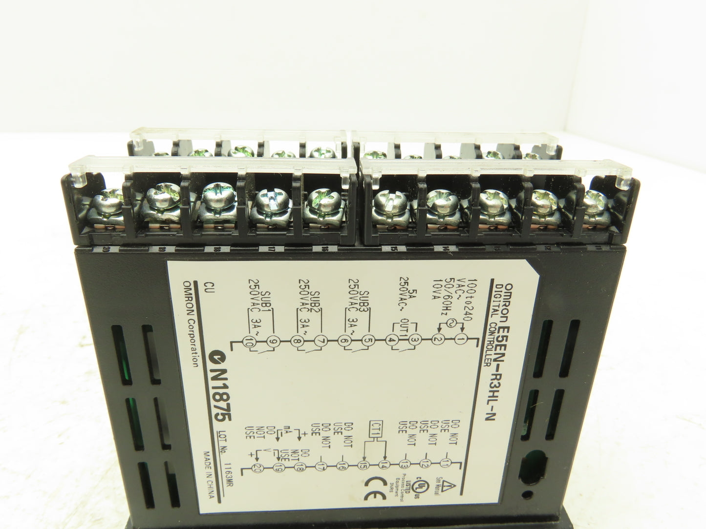Omron E5EN-R3HL-N PLC Temperature Controller Module 100-240VAC Panel Mount