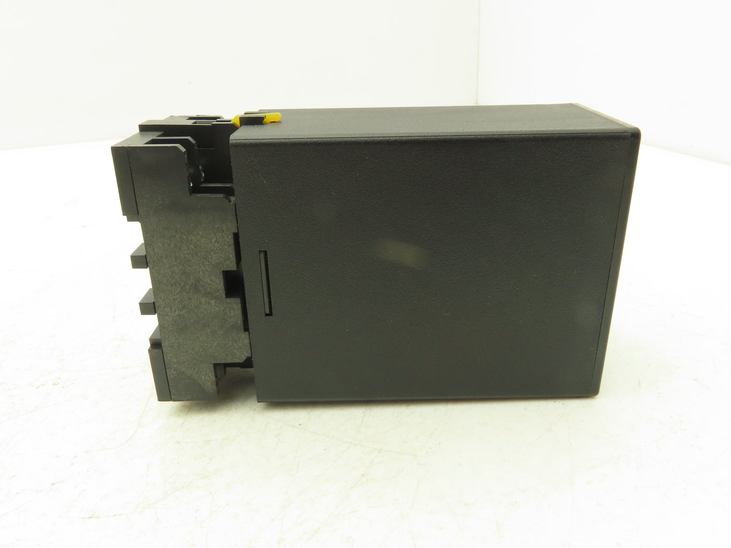 Yaskawa Controls LRX-02/A1 Driver I/O Input Output Control Module RS-422