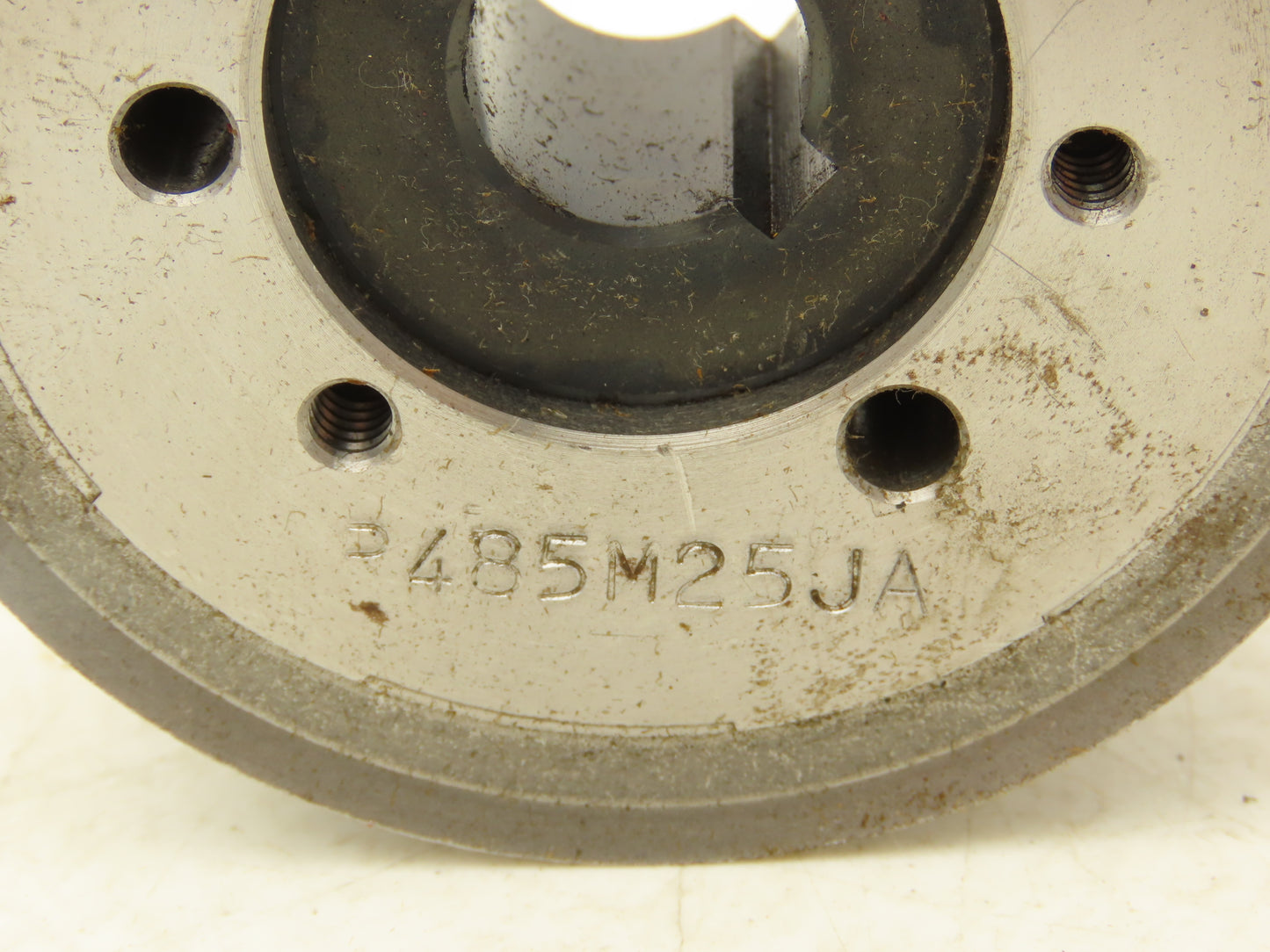IDC P48-5M-25 Synchronous Sprocket 2.963 OD x 25mm Belt Width 48 Tooth W/Bushing