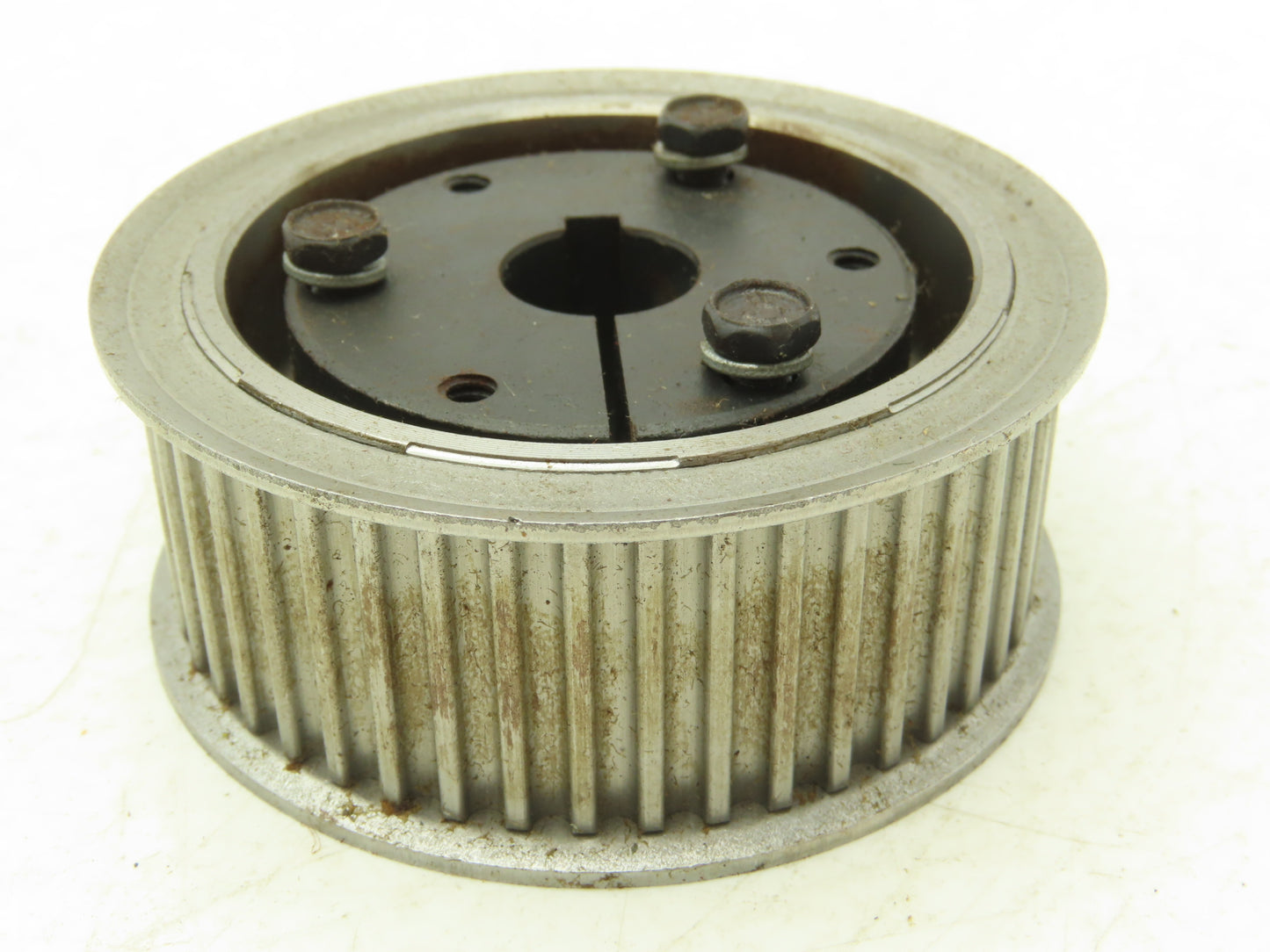 IDC P48-5M-25 Synchronous Sprocket 2.963 OD x 25mm Belt Width 48 Tooth W/Bushing