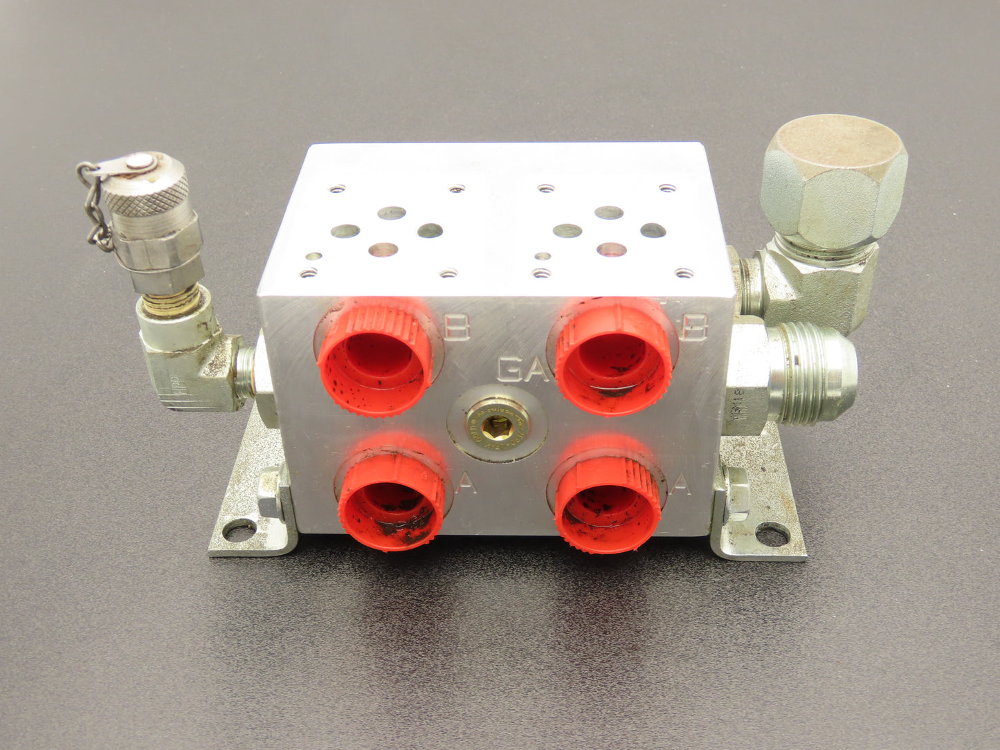 Daman AD03P022S 2 Position D03 Parallel Circuit Manifold SAE 2.13" Valve Spacing