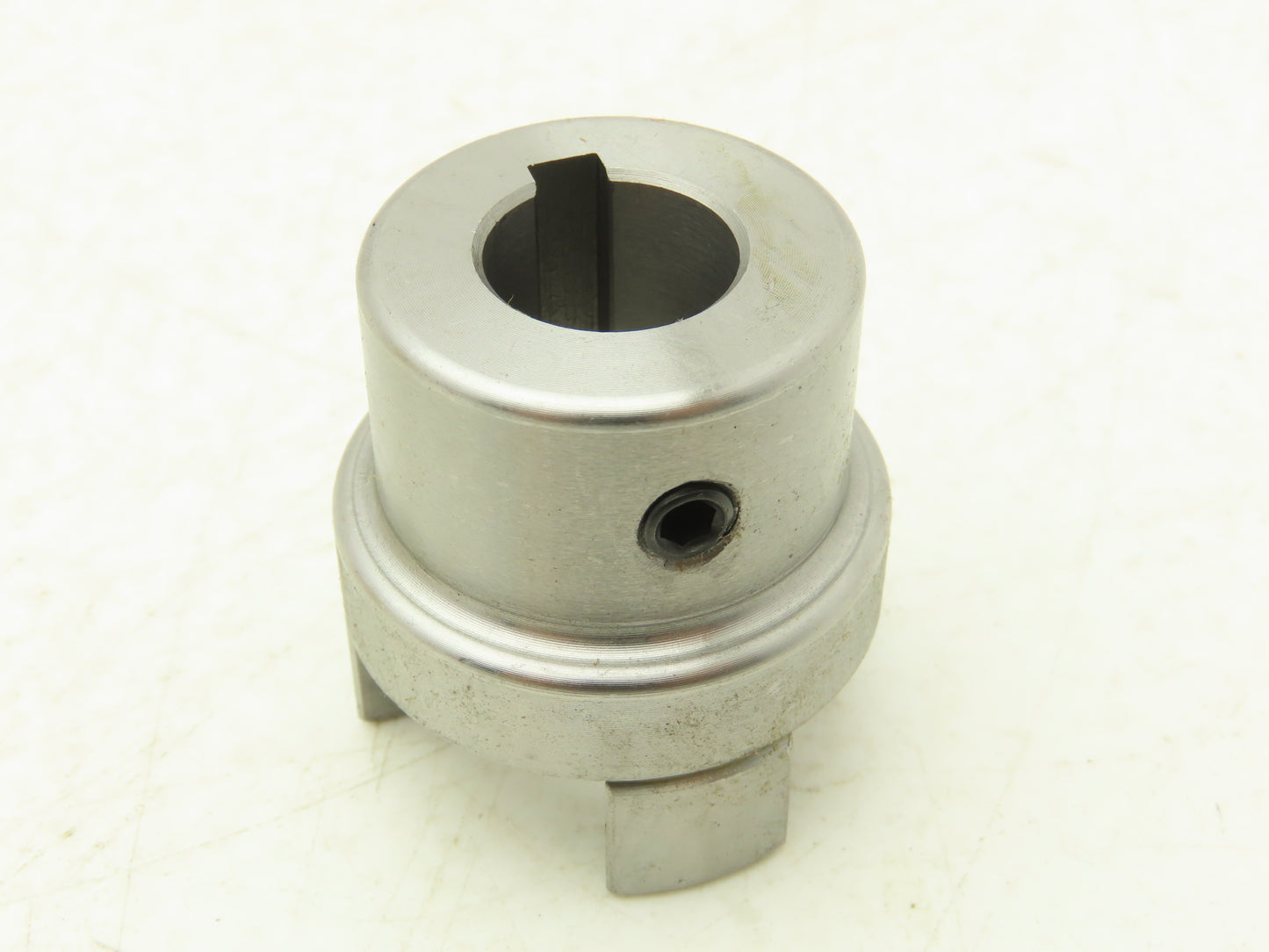 Boston Gear FC15-5/8 Shaft Coupling 5/8" With Bost-Bronz Spider Insert Lot of 2