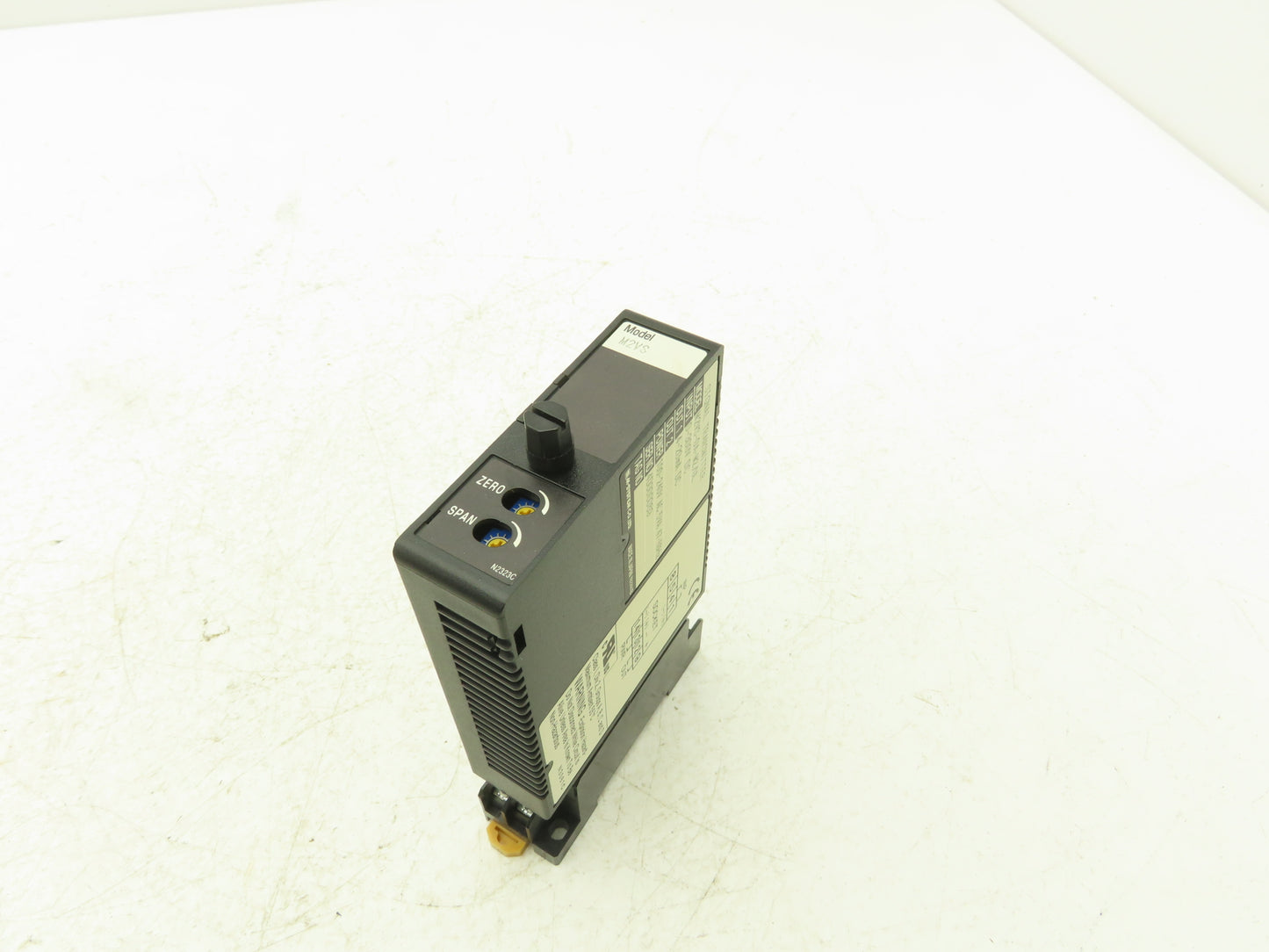 M System M2VS-2A-M2/UL Signal Transmitter  0-100mVDC In 4-20mA DC Out