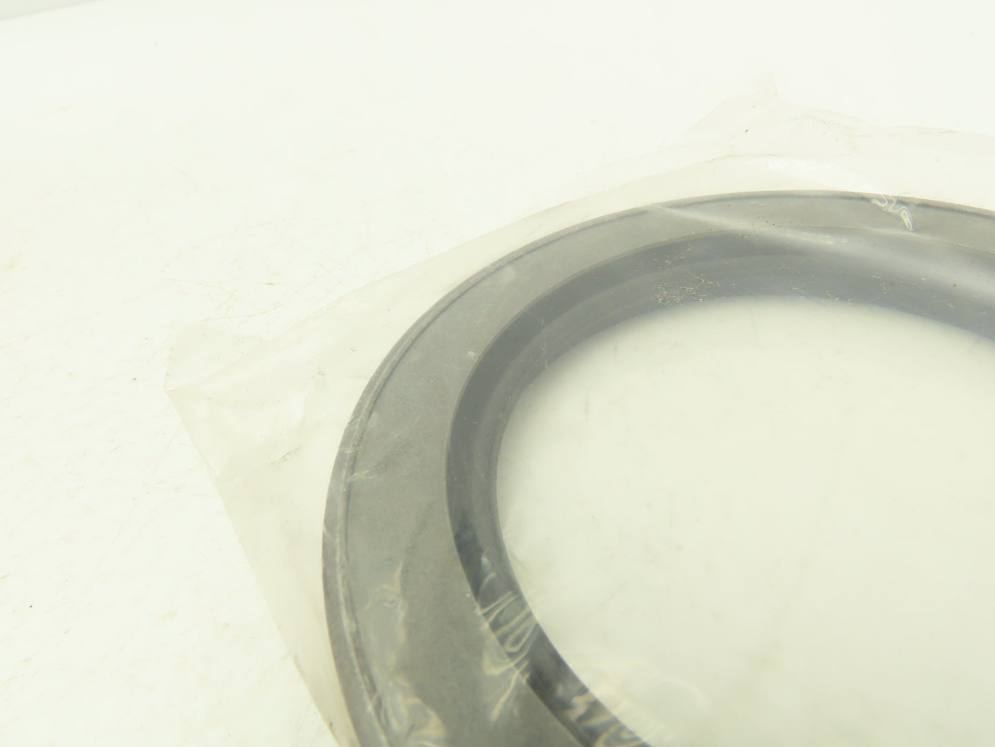 Chicago Rawhide 28175 Oil Seal Single Lip 2.813" Shaft Dia 4.003" OD Lot of 4