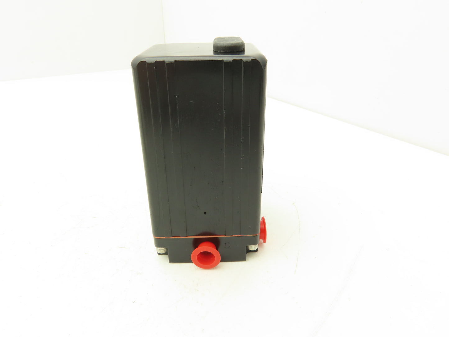 Proportion-Air PA834-QB1 Electro-Pneumatic Pressure Regulator 24VDC 175 psig