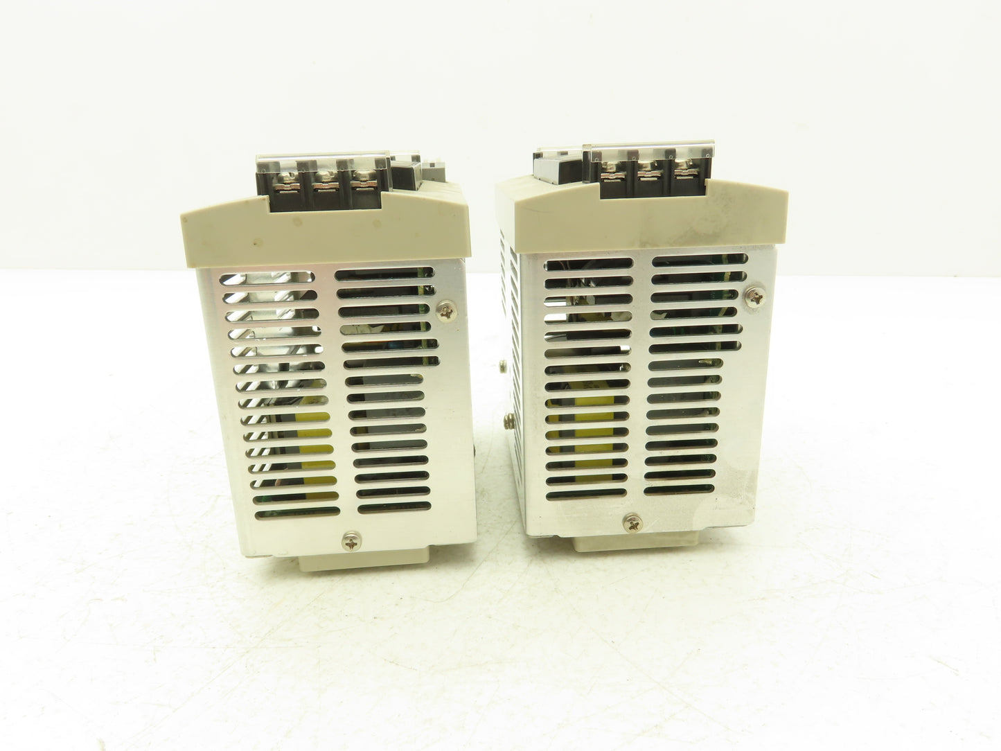 Omron S8VS-18024A Switch Mode Power Supply In 100-240VAC Out 24VDC 7.5A Lot of 2