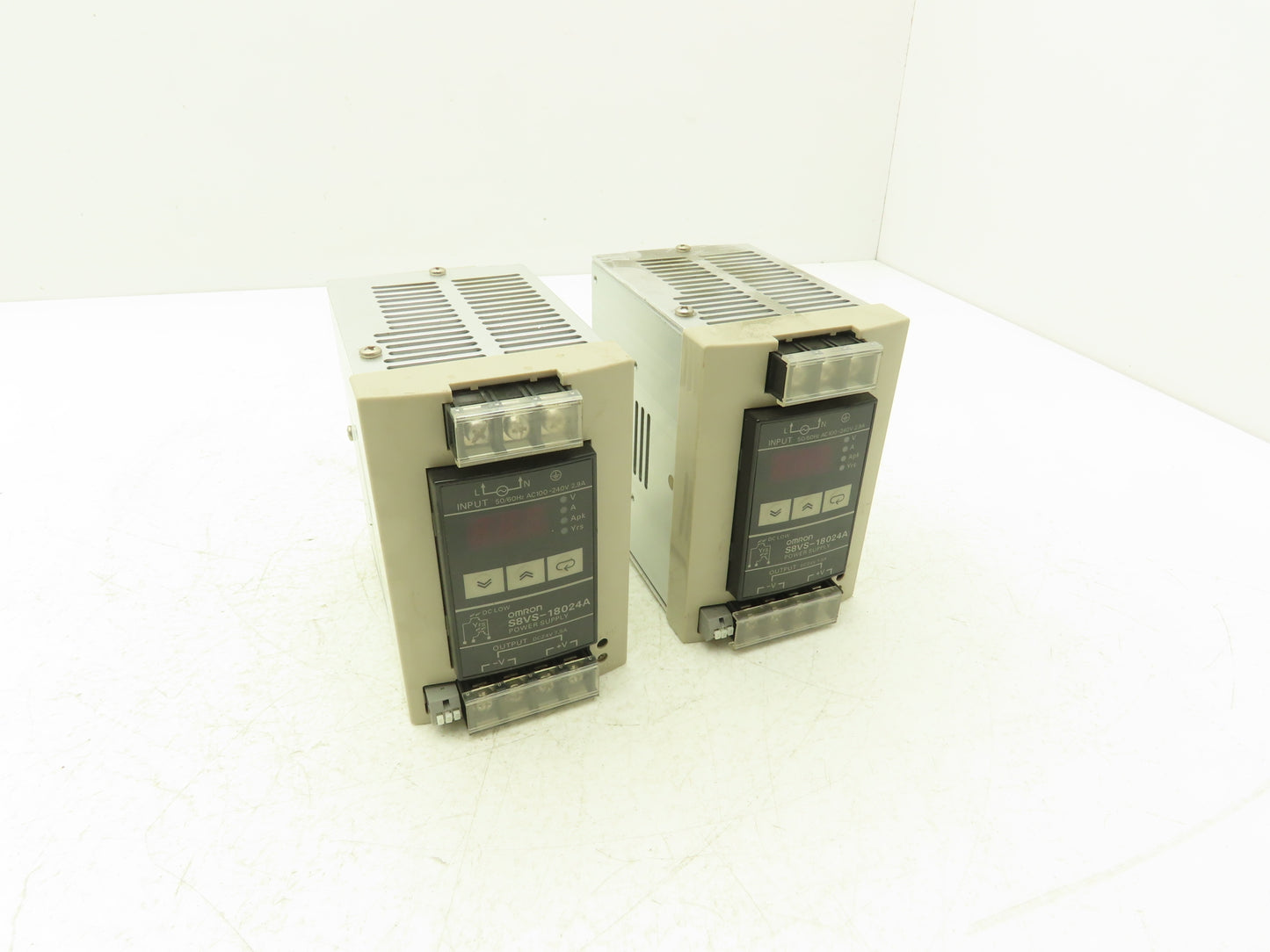 Omron S8VS-18024A Switch Mode Power Supply In 100-240VAC Out 24VDC 7.5A Lot of 2